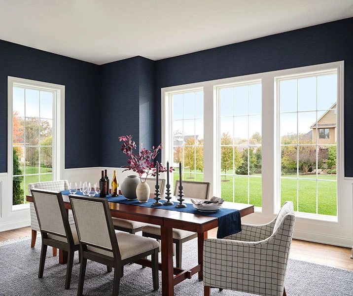 Fixed windows in blue dining room